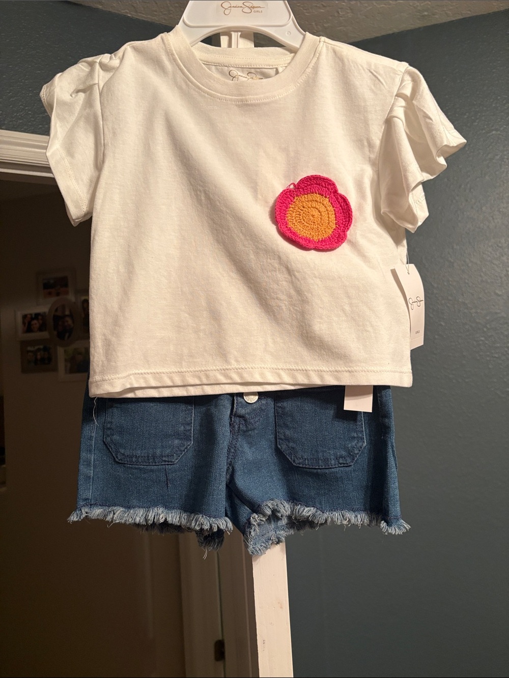 Jessica Simpson White Short-Sleeve Tee with Pink & Yellow Flower Patch